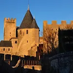 Apartment 4 Chateaux Lastours 3 Star 3 Bed Bel Appartement Familial Quertineux Lastours
