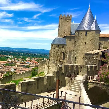 Apartment 3 Star 3 Bed Quertineux Historic 4 Cathar Chateaux Lastours Air Conditioned *